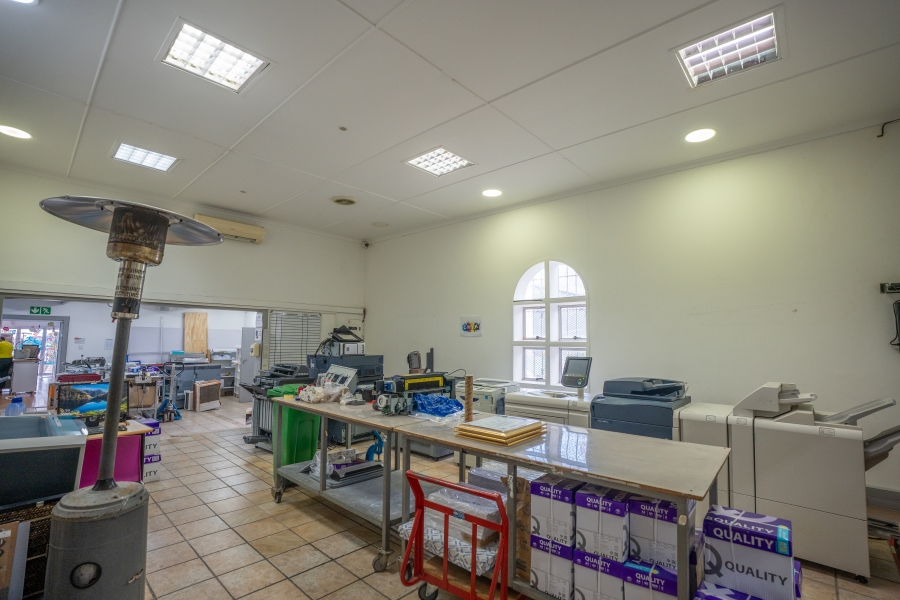 Commercial Property for Sale in Vincent Eastern Cape